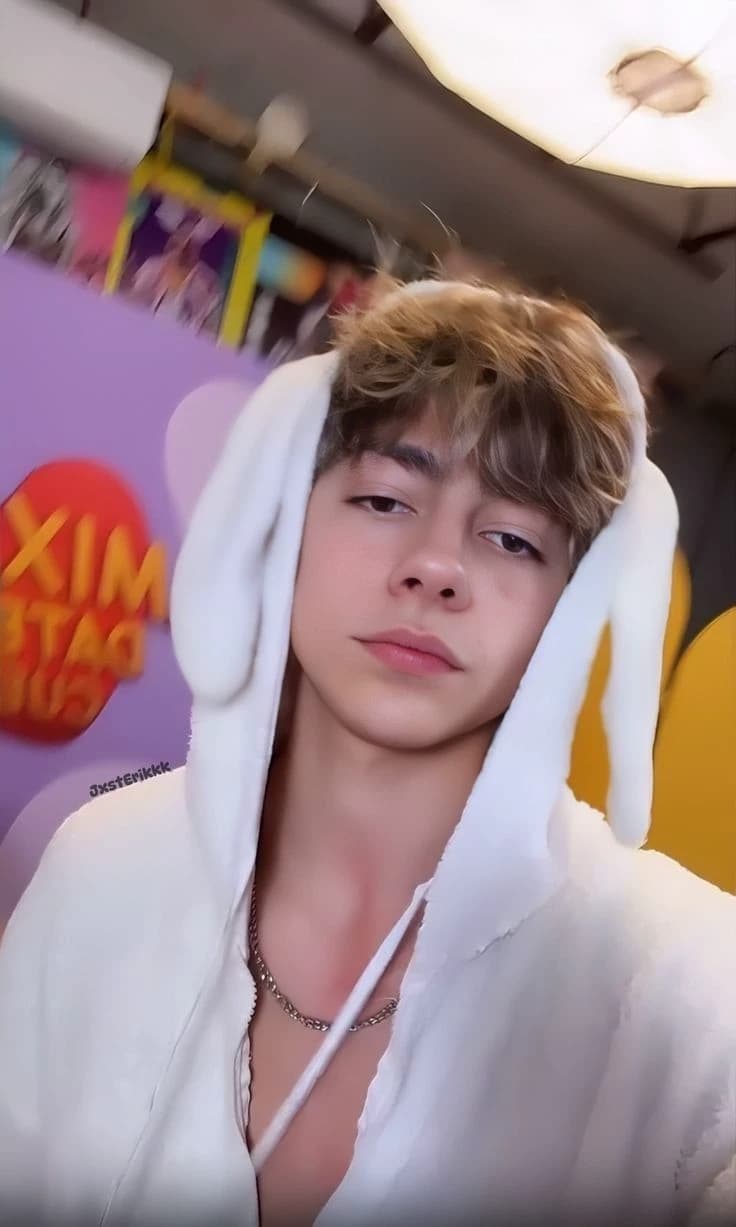 Lukas urkijp López thumbnail