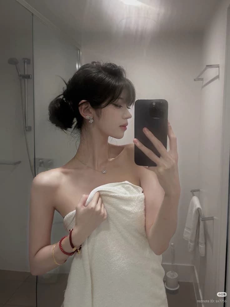 Seohyun - WLW thumbnail