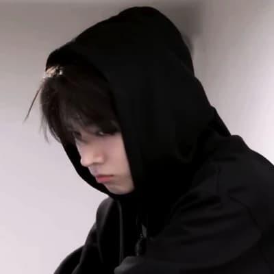 Lee Heeseung thumbnail