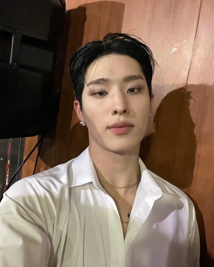 yoon keeho (P1Harmony) thumbnail