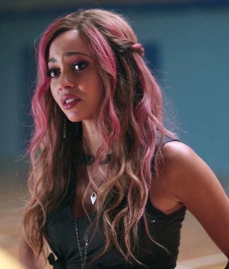 Toni Topaz  thumbnail