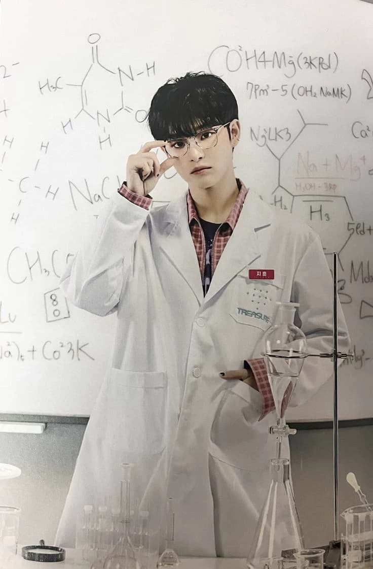 JIHOON(TREASURE) thumbnail