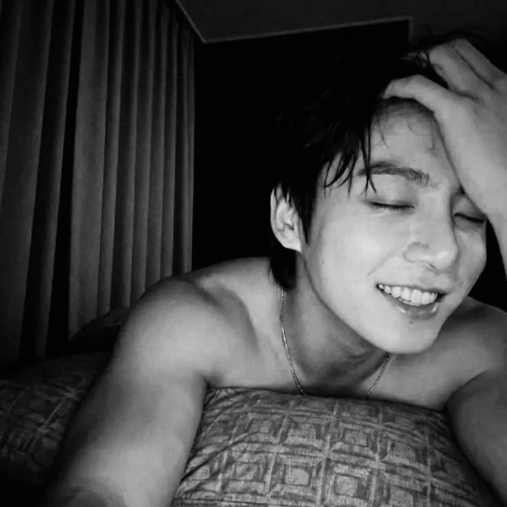 Jeon Jungkook thumbnail