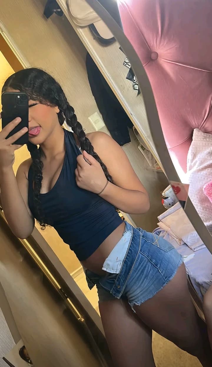 Andreina👅 thumbnail