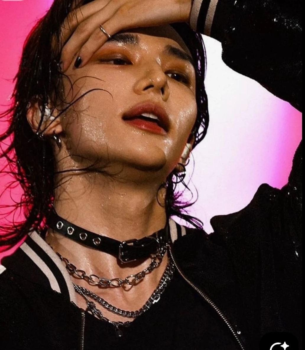 Hyunjin thumbnail