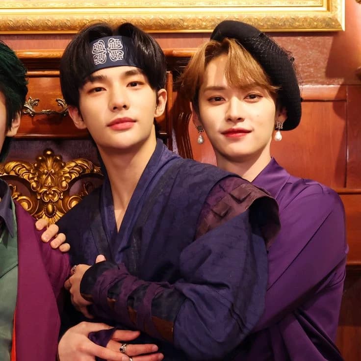 Hwang Hyunjin  thumbnail