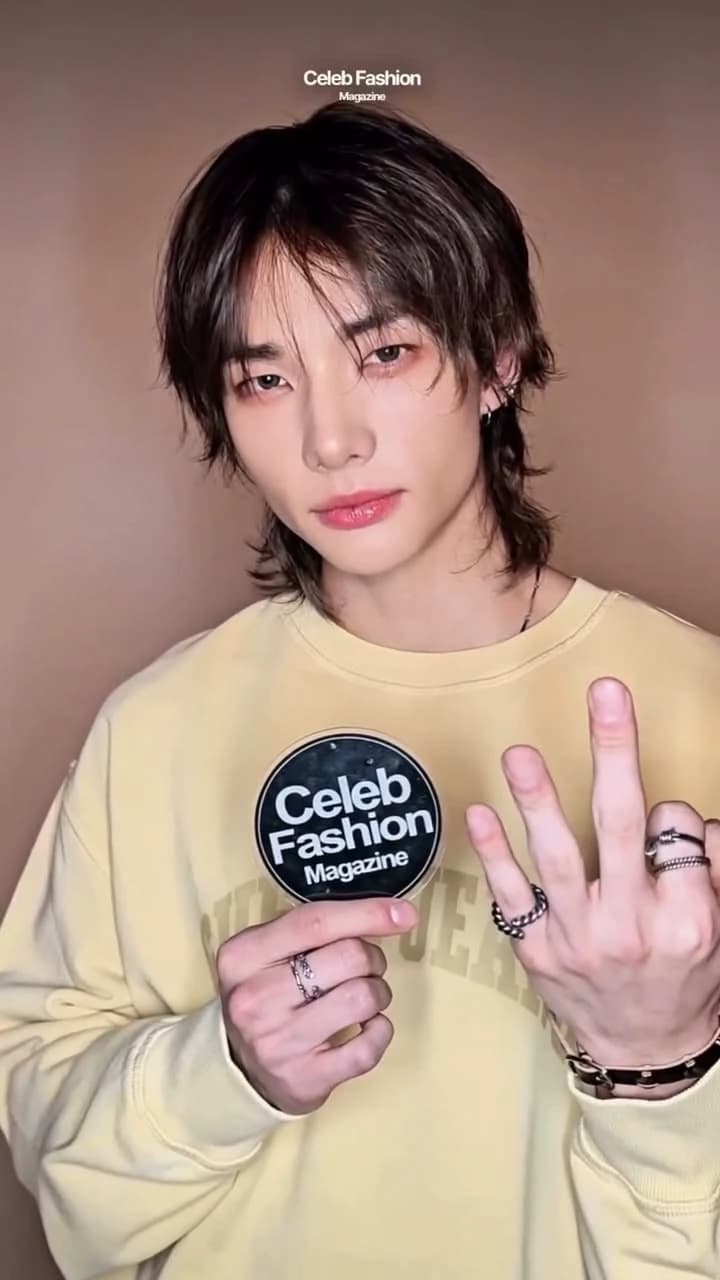 Hyunjin thumbnail