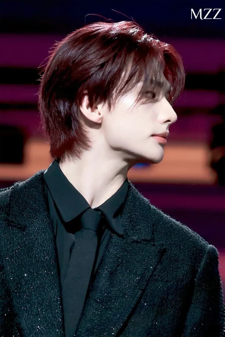 Hyunjin thumbnail
