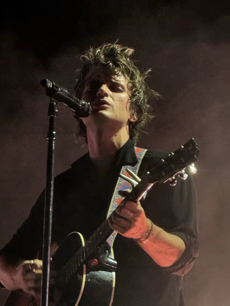 Joe Keery thumbnail