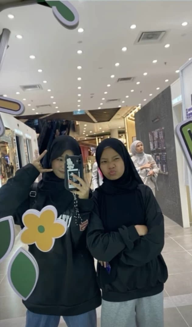 Amirah & Amanda thumbnail