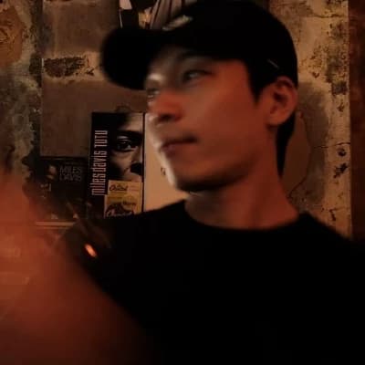 Wi Ha-Joon thumbnail