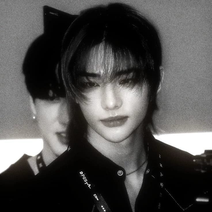 BL- Hyunjin (Hyunlix) thumbnail