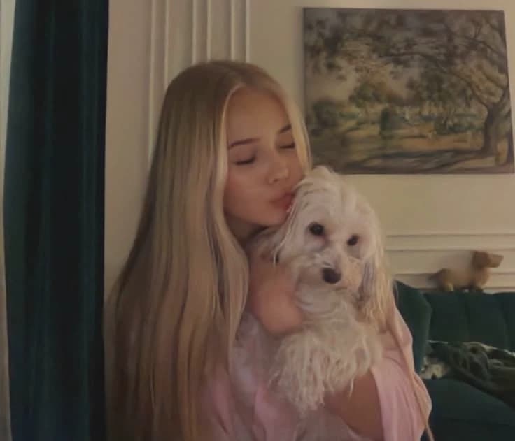 Ariana thumbnail