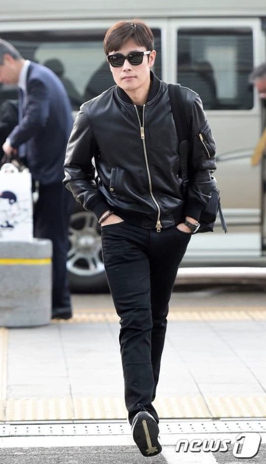 Lee Byung-hun  thumbnail