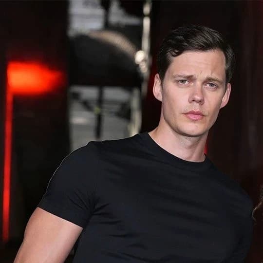Bill Skarsgard thumbnail