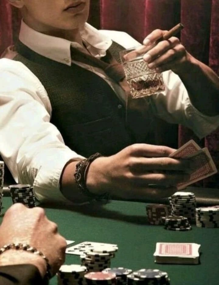 Maximilian Russo thumbnail