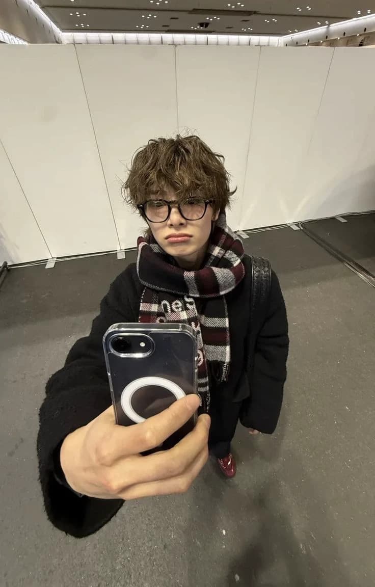 Jeongin thumbnail