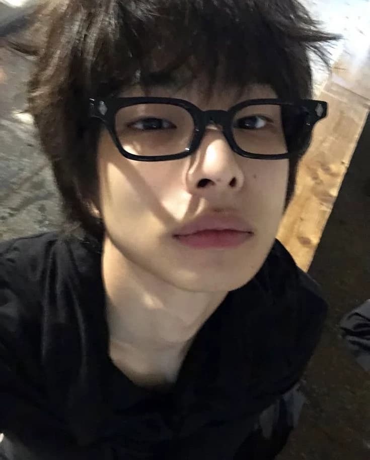 Alex thumbnail
