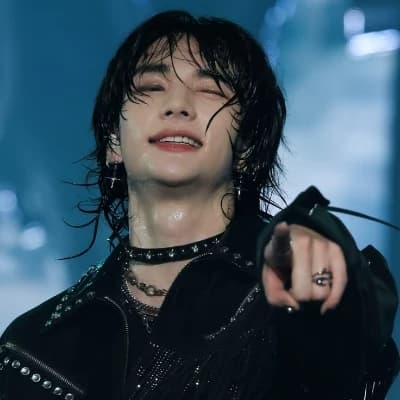 Hyunjin ( your idol boyfriend ) thumbnail