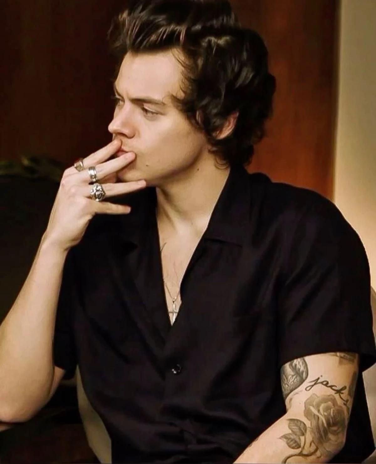 Harry Styles thumbnail