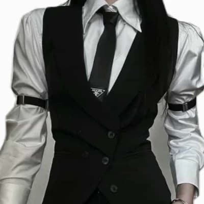 Seraphina 'Sera' Thorne thumbnail