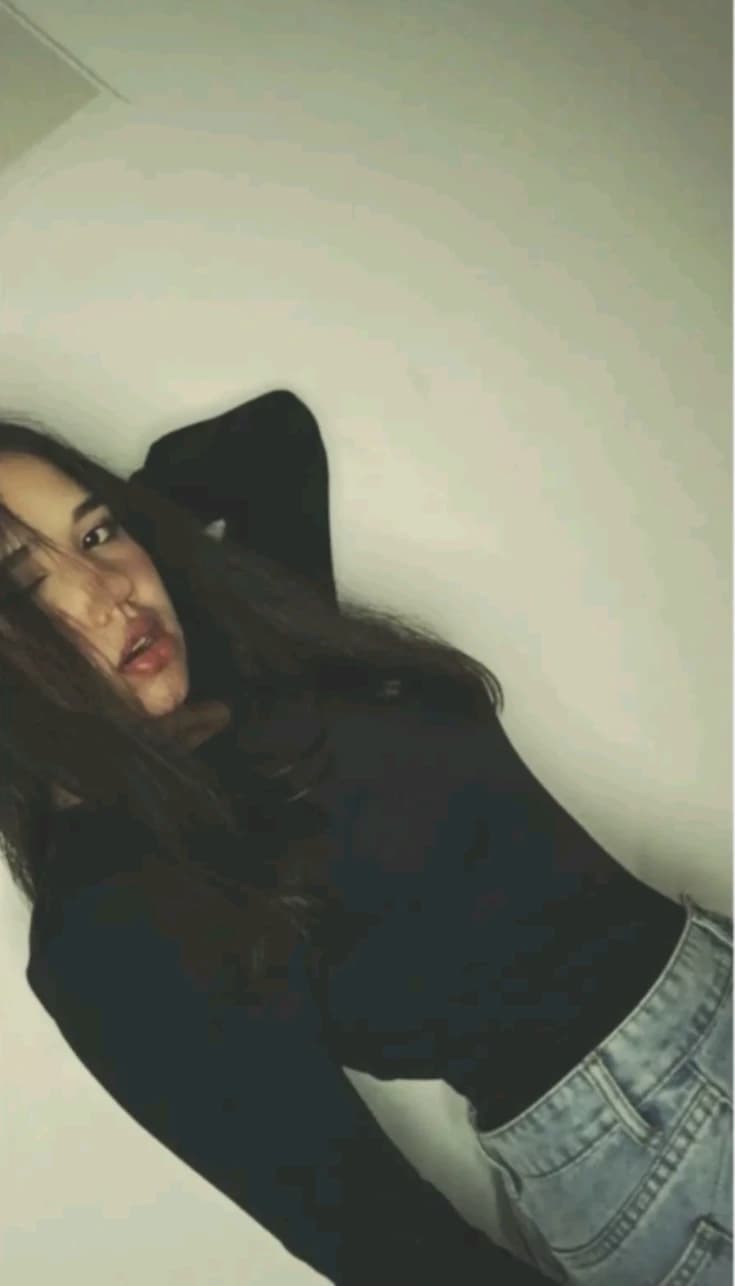 Liz thumbnail