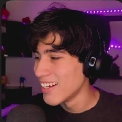 Alex crashers thumbnail