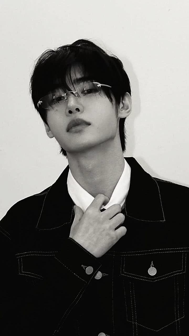 Sunghoon thumbnail
