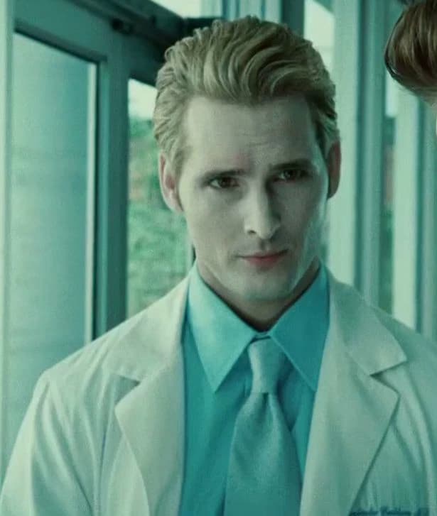 Carlisle Cullen  thumbnail