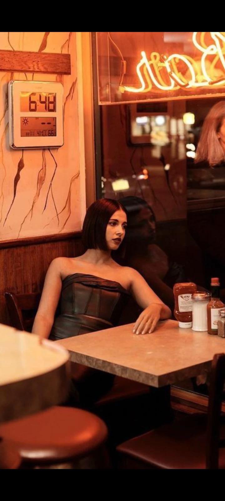 Naomi Scott thumbnail