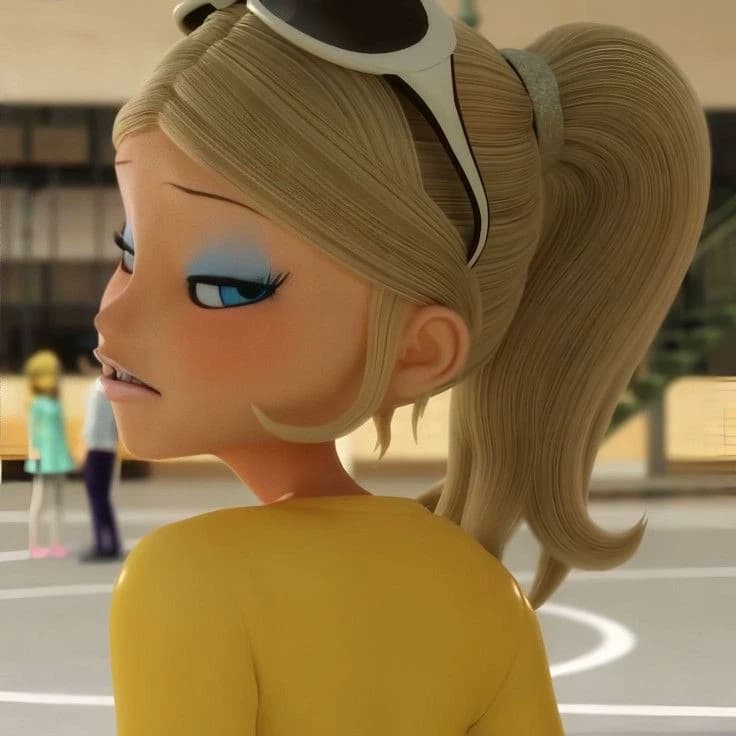 Chloe Bourgeois  thumbnail