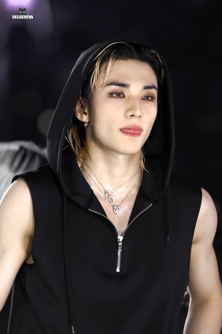 Hyunjin thumbnail