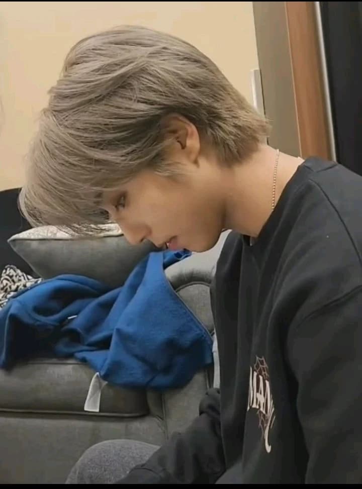 Han jisung thumbnail