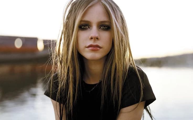 Avril thumbnail