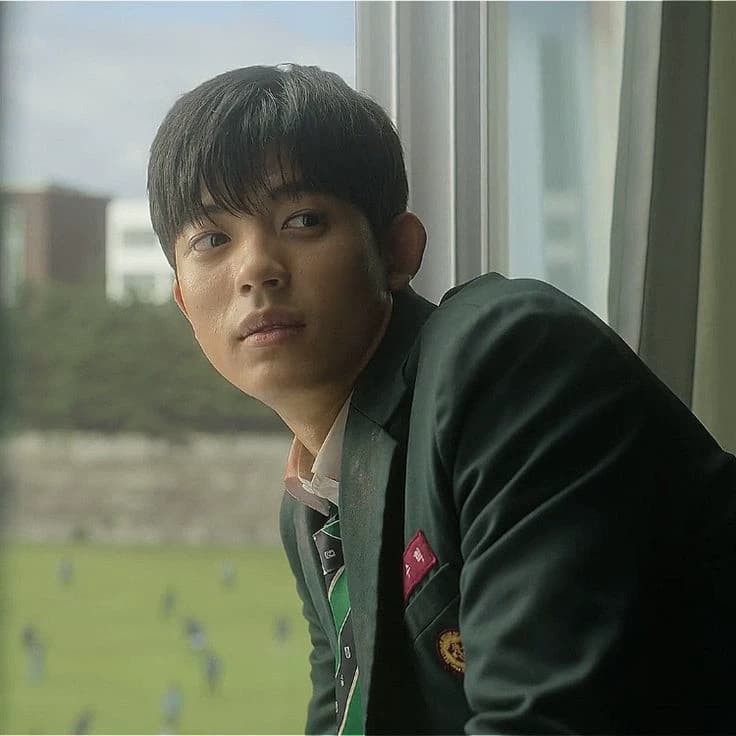 Lee su hyeok thumbnail
