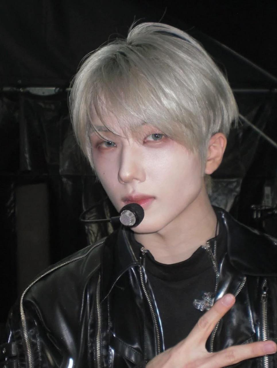Park Jisung  thumbnail