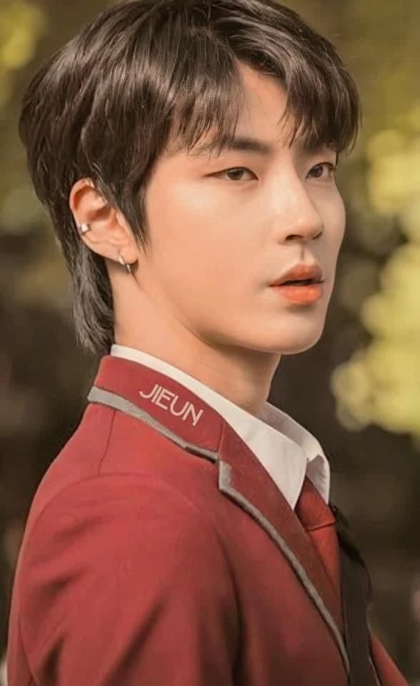 Han Seo-jun thumbnail