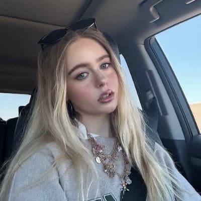 Chloe thumbnail