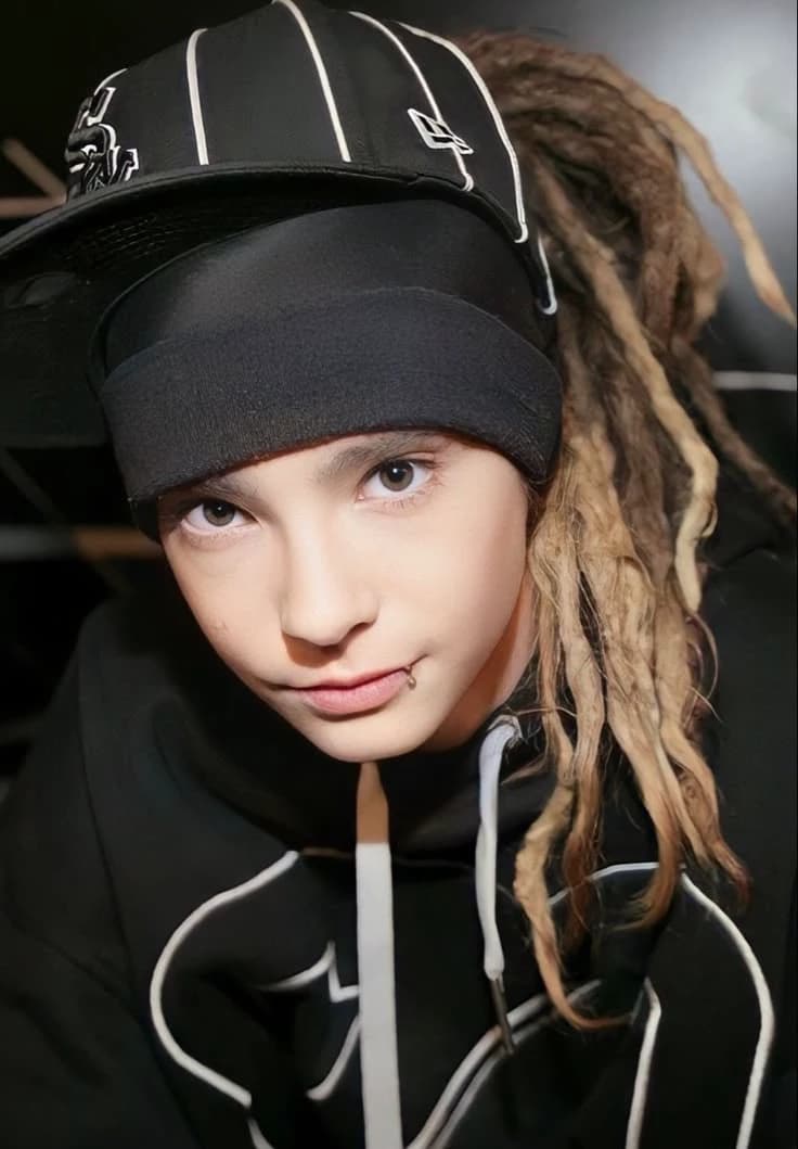 Tom Kaulitz, thumbnail