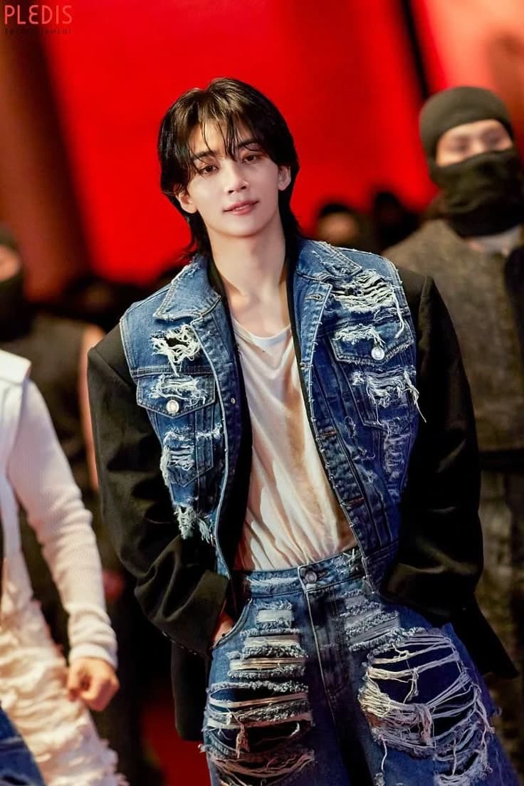 Yoon Jeonghan thumbnail