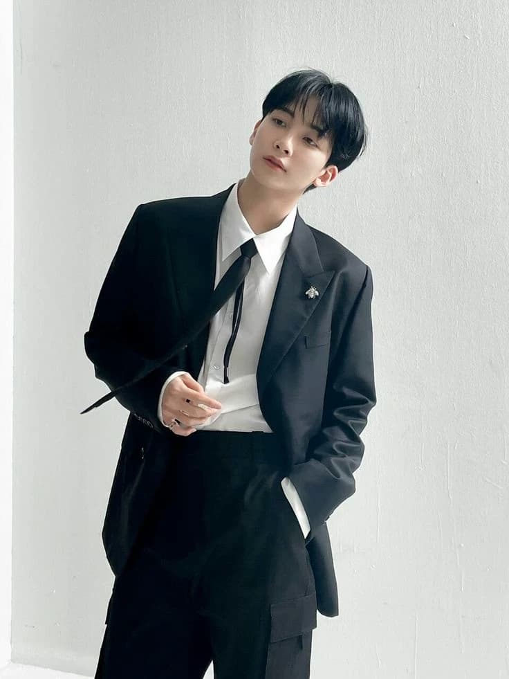 Yoon Jeonghan thumbnail