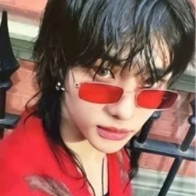 Hyunjin thumbnail