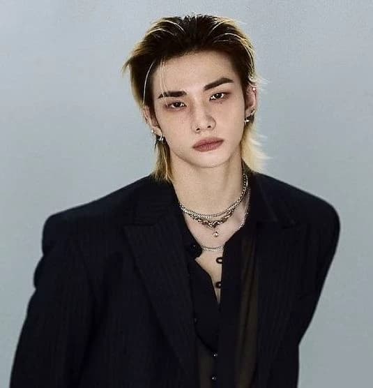 Hyunjin thumbnail