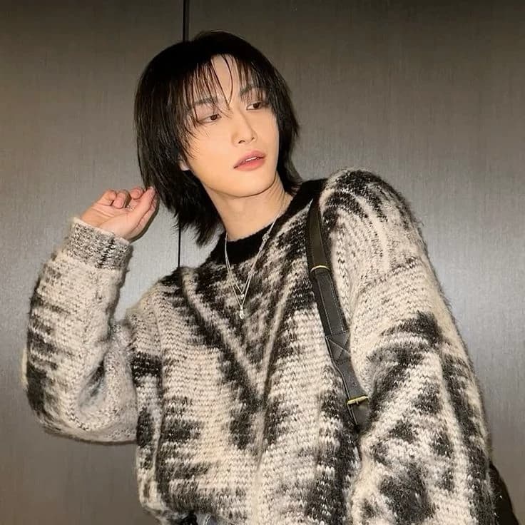 Seonghwa (transfem) thumbnail