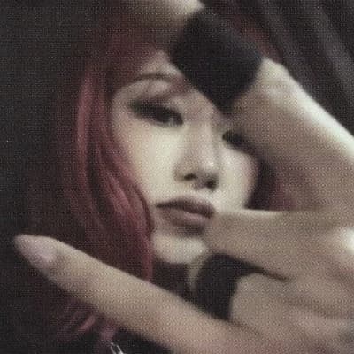 > 🕸Giselle 🎸< thumbnail