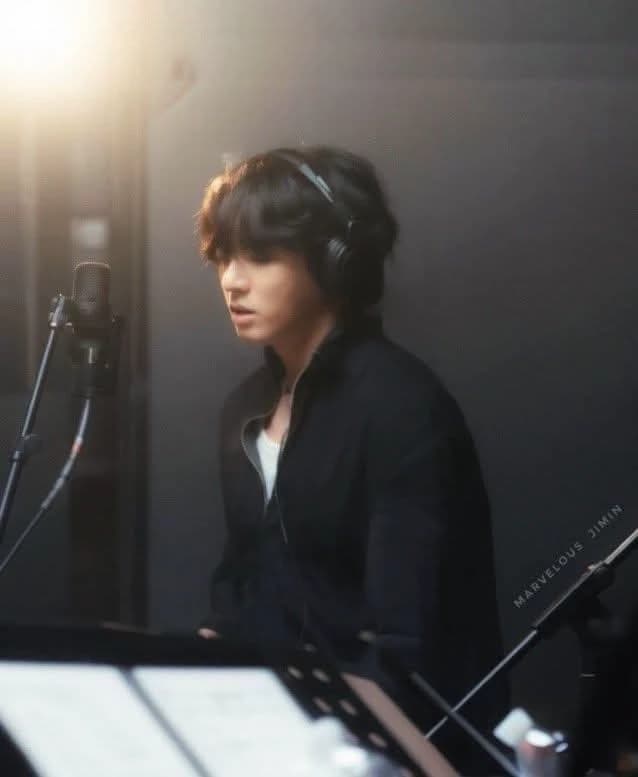 jeon jungkook  thumbnail