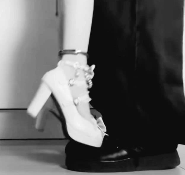 The Devil and the Angel  thumbnail
