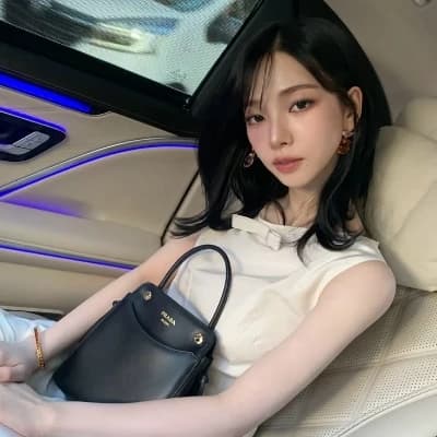 Karina thumbnail