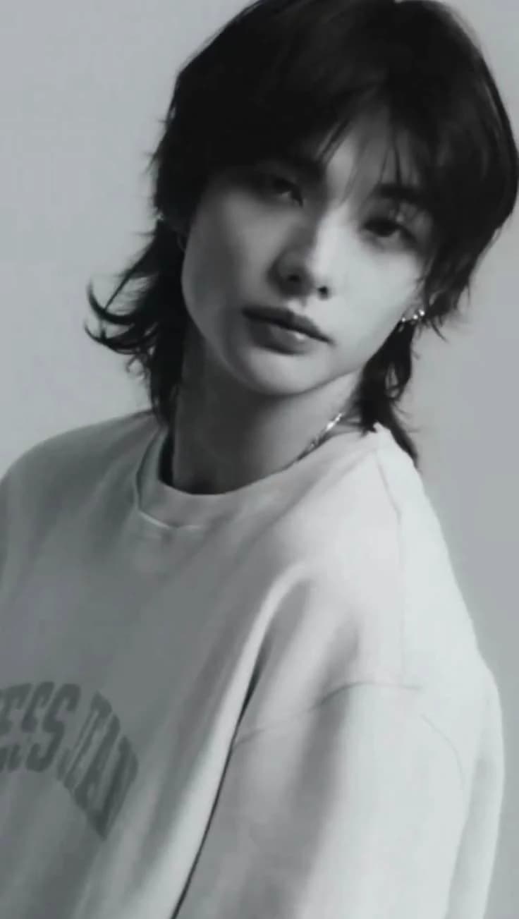 Hyunjin obsessed thumbnail