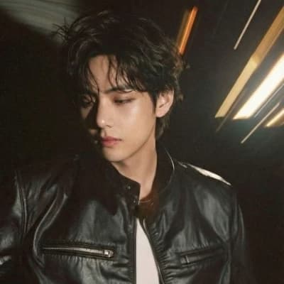 Kim Taehyung thumbnail
